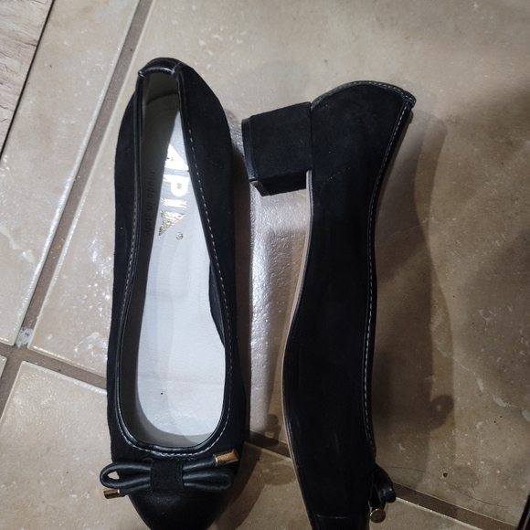 APIA. Italian trade mark shoes - Picture 2 of 4